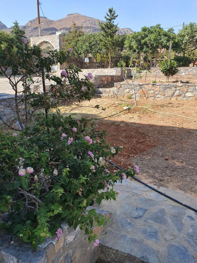 Villa Petrino Tsoútsouros Exteriér fotografie