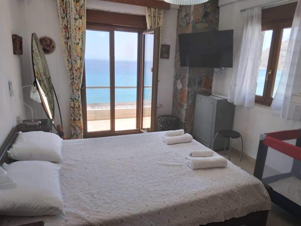 Villa Petrino Tsoútsouros Exteriér fotografie